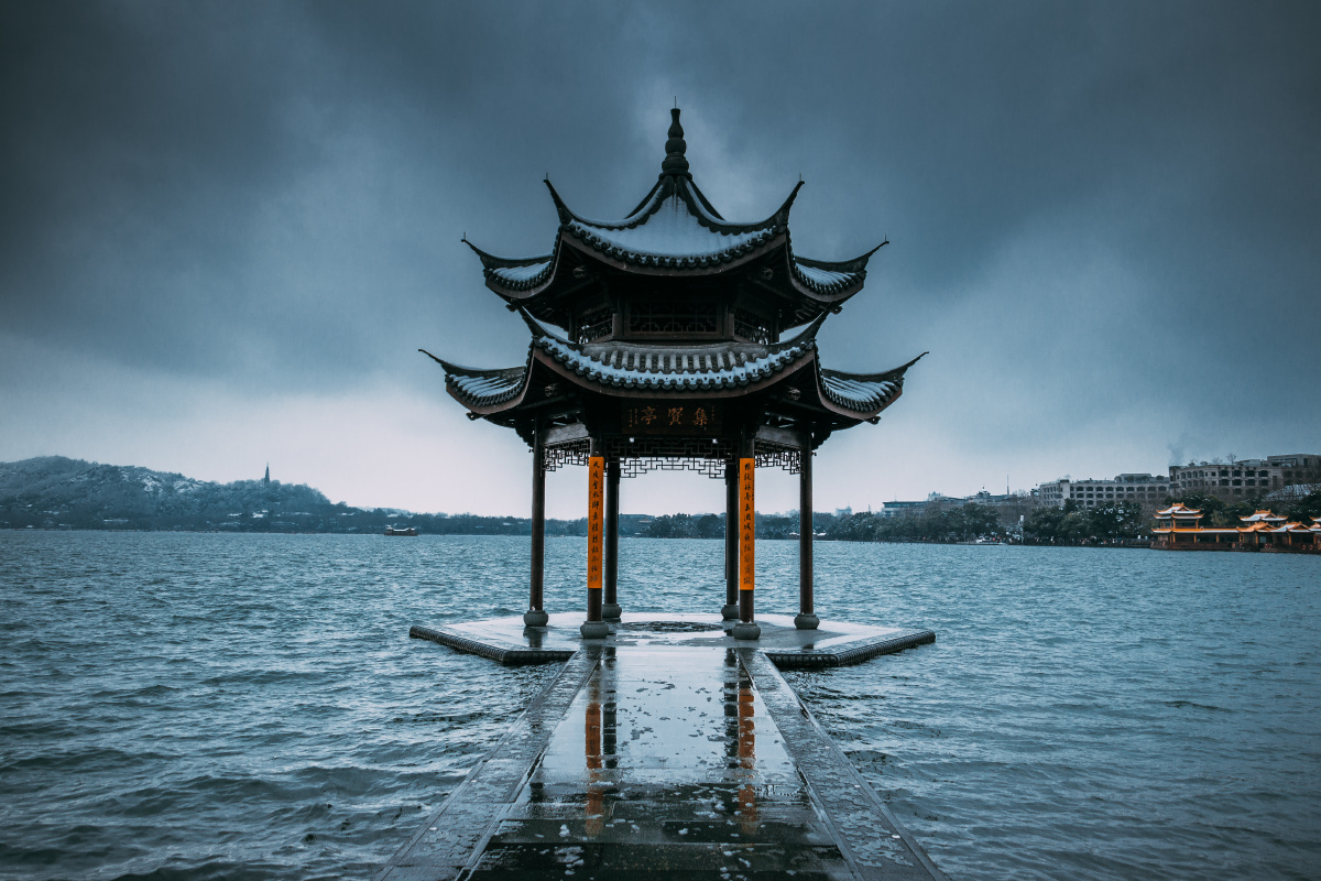 西湖雪景-集贤亭