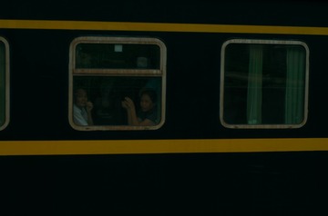 944284