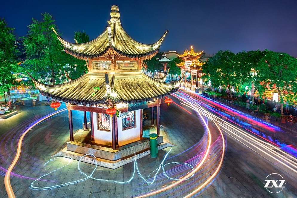 南京夫子庙。这张也算个人的第一次光绘作品啦,哈哈。