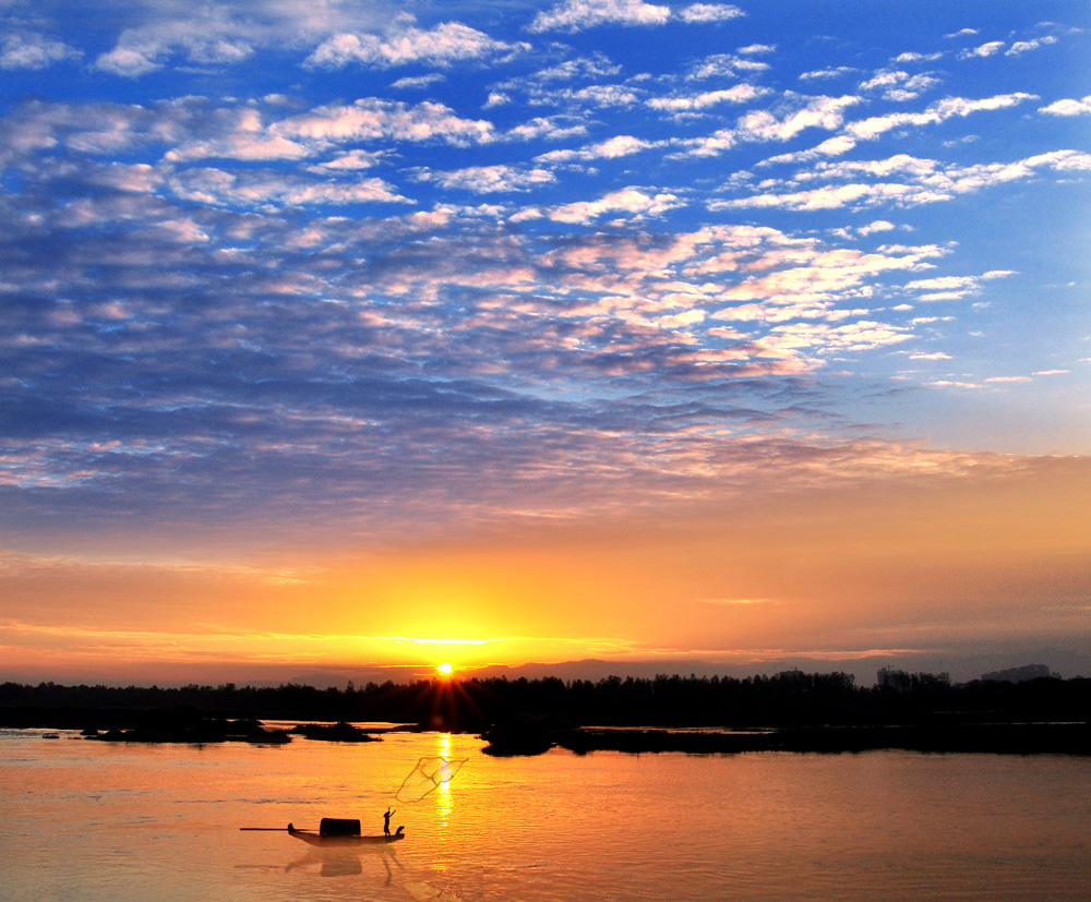 中国江河:拍摄于陕西省汉中市城固县城南汉江河畔!
