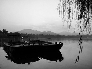西湖苏堤 (6)