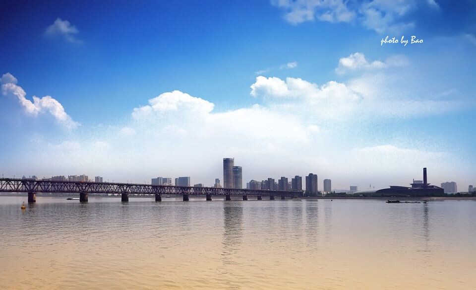 钱塘江大桥<br />
