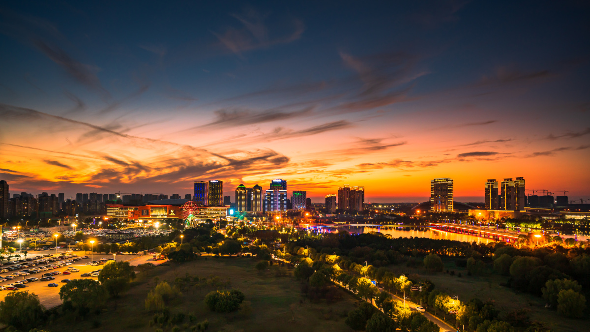 夕照京华2020年11月末摄于扬州西区京华城