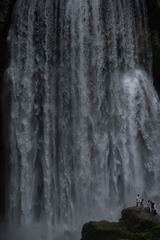 106322