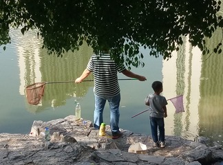 354459