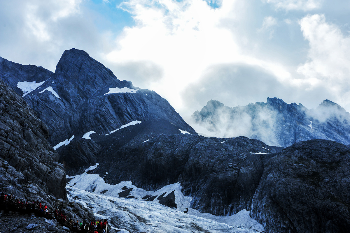 《雪山一隅》 - 绿色戈壁 - 图虫