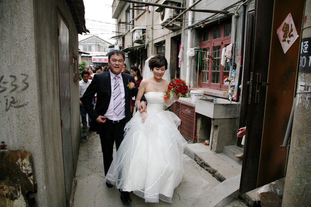 2009年10月28日,无锡界泾桥弄,邻居举行婚礼。
