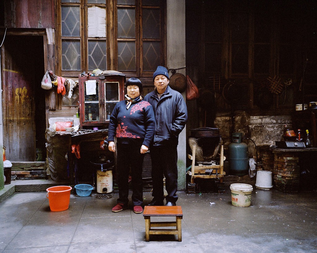 俞维杰73岁与吴巧凤64岁,夫妻都是铜罗电力起重机厂退休工人 2013 苏州铜锣