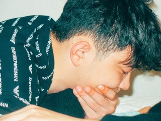 001