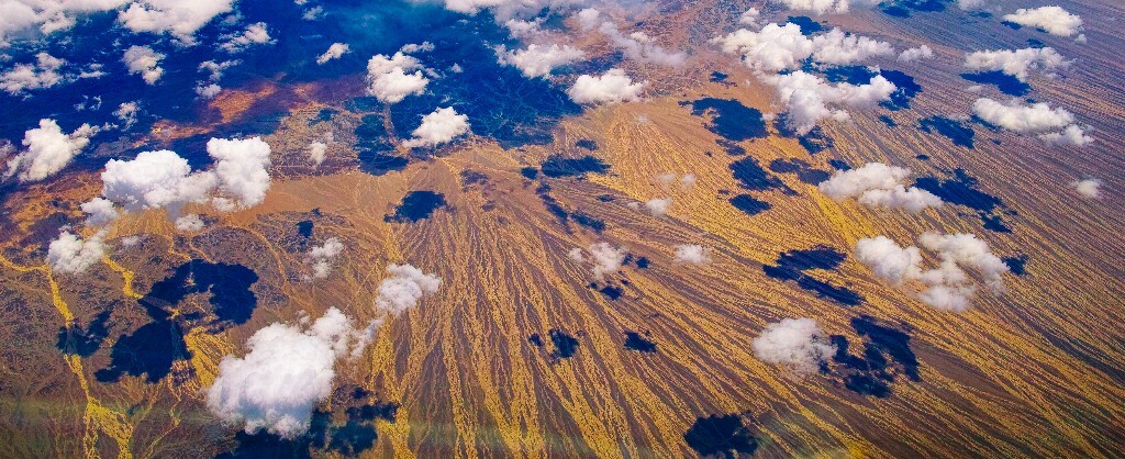 DP1M  万米高空。金色沙漠