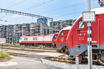 269648
