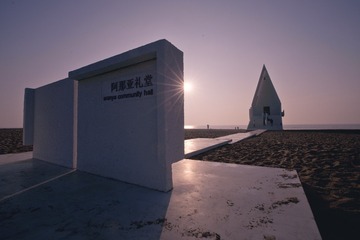 001