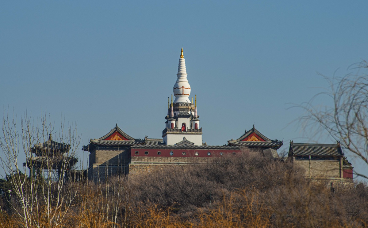 玉泉山的两座塔 - 自在香山 - 图虫