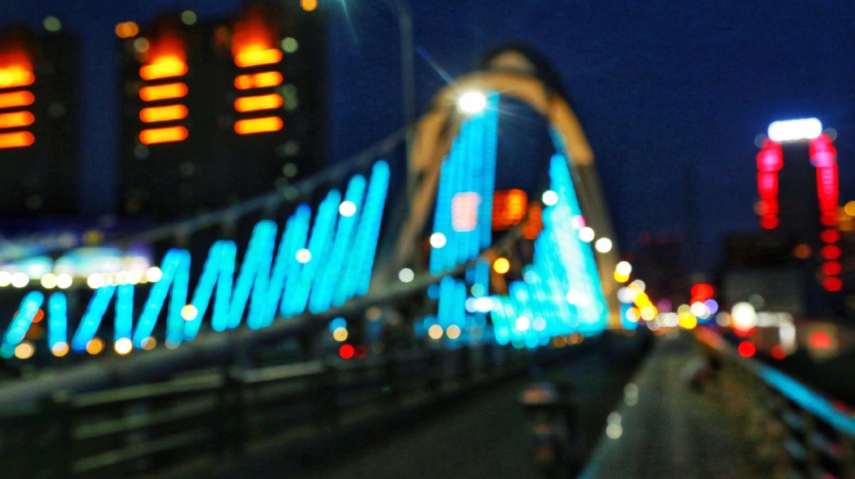 龙城(常州)夜景之京杭运河龙城大桥段