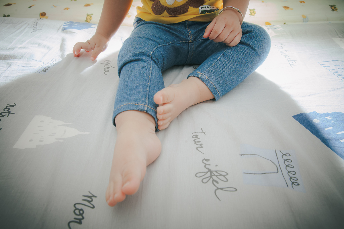 满月照(满15个月)肉肉芒和她的肉肉脚 - 蔡小尖儿