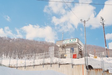 2068633