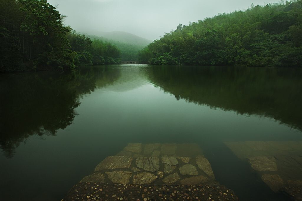 竹海碧潭