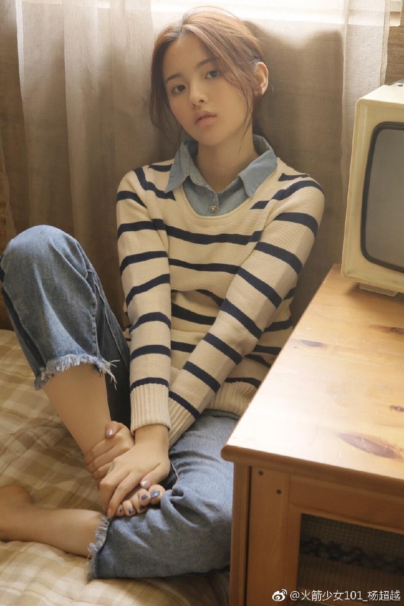 最好年纪只为遇上你转发九月的超越妹妹求好运吧摄影