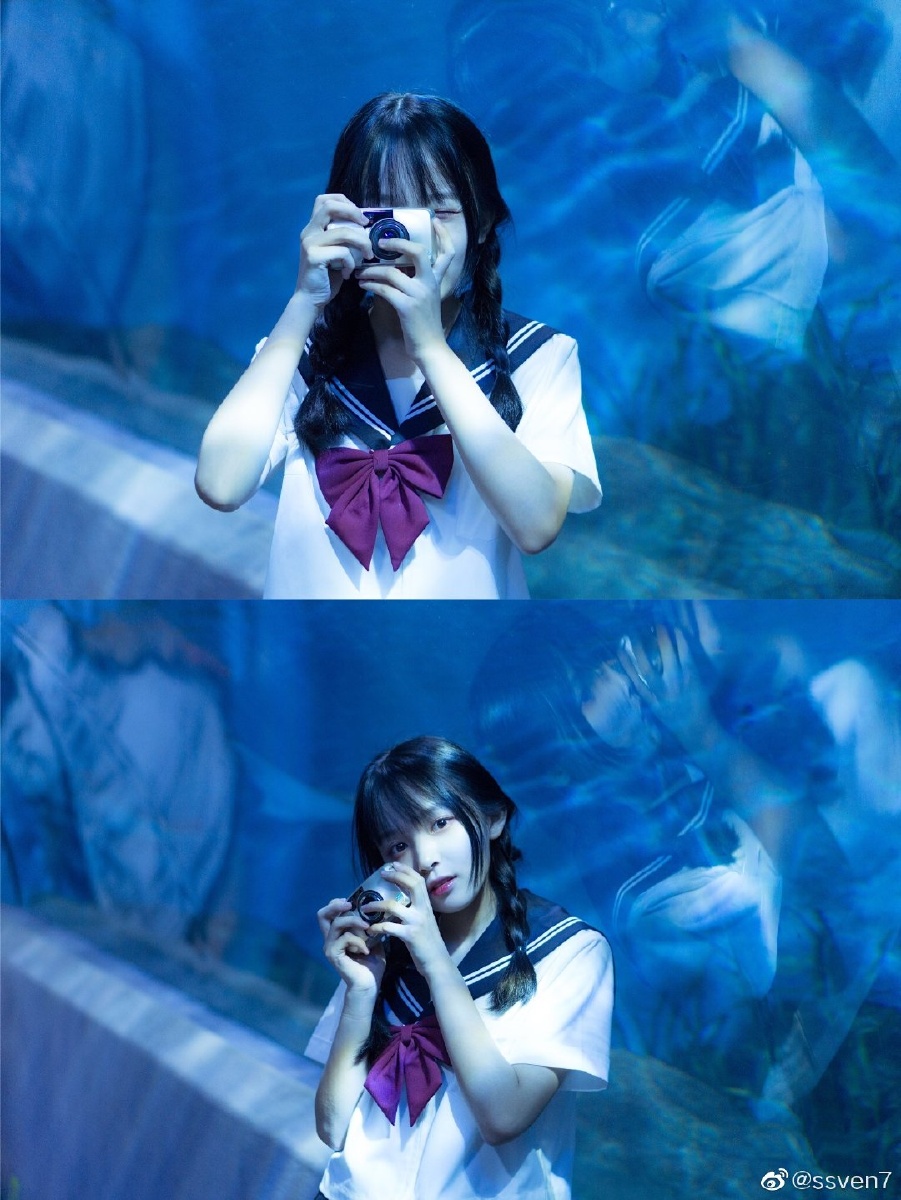 我喜欢的你 是蓝色的 摄影:@ssven7 出镜:@草莓果酱ox ​ 摄影资源