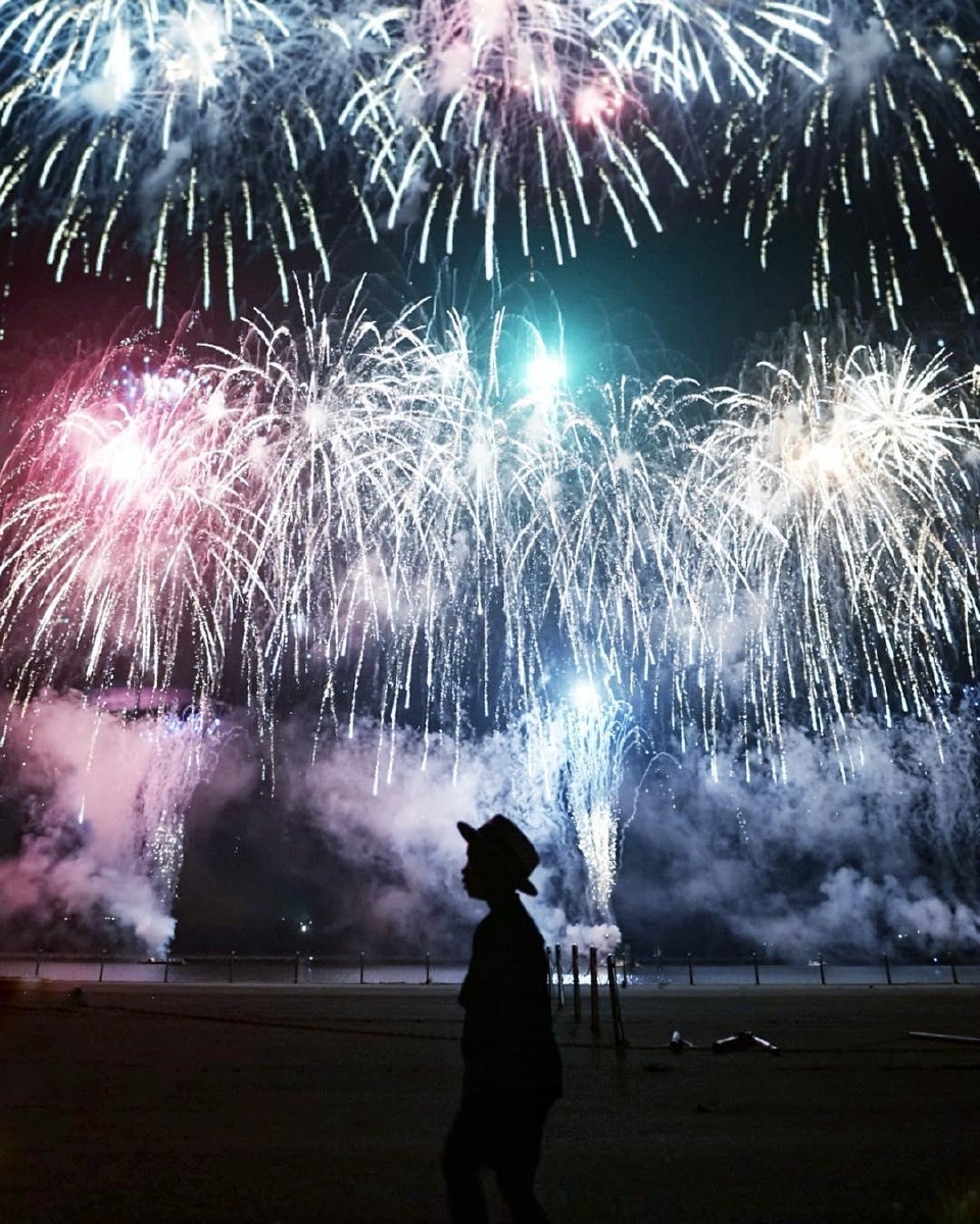 等不到天黑烟火不会太完美insiwakurashi