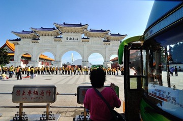 原寸JPG檔 自由廣場的欄杆二側  HSY_5298_1576_01.JPG