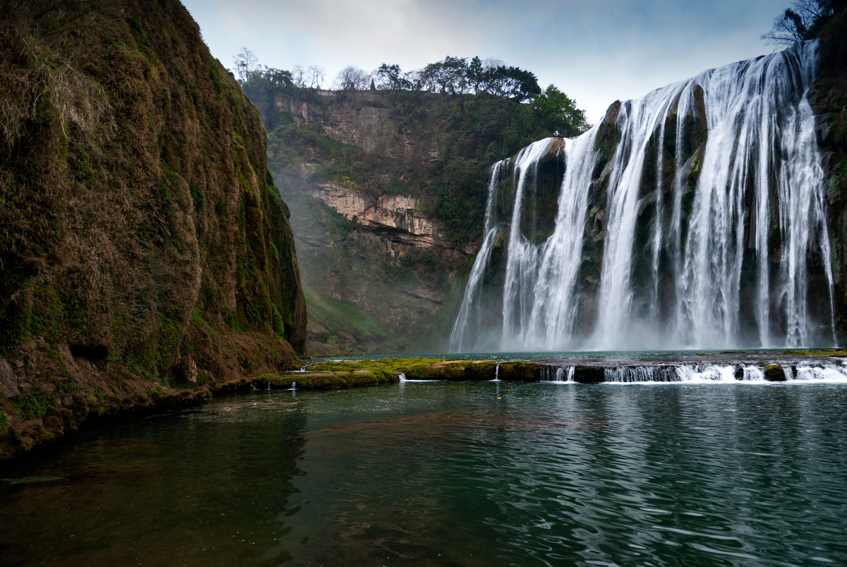 假装在黄果树huangguoshuwaterfall