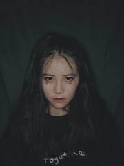 913432
