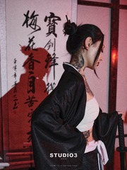 001