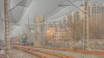 383199