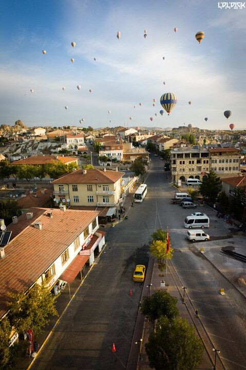 热气球~~~土耳其 卡帕多细亚 格雷梅<br />
