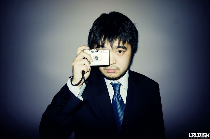 ME<br />
sony NEX5+福伦达 15 4.5