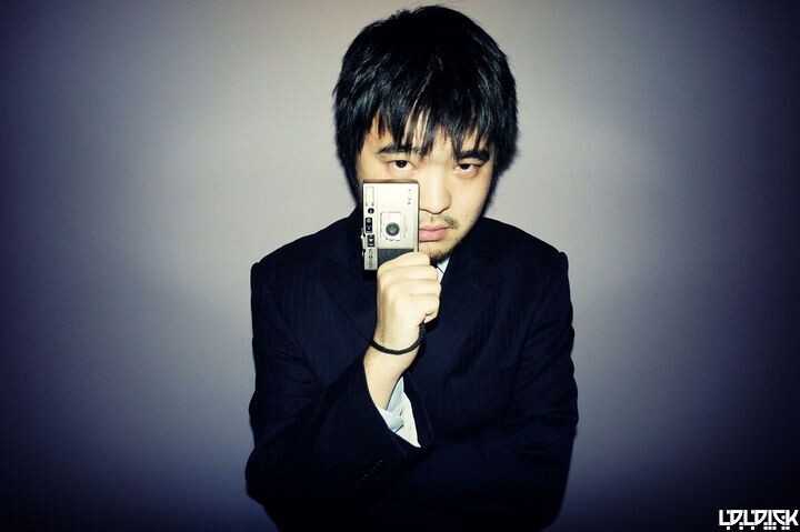 ME<br />
sony NEX5+福伦达 15 4.5
