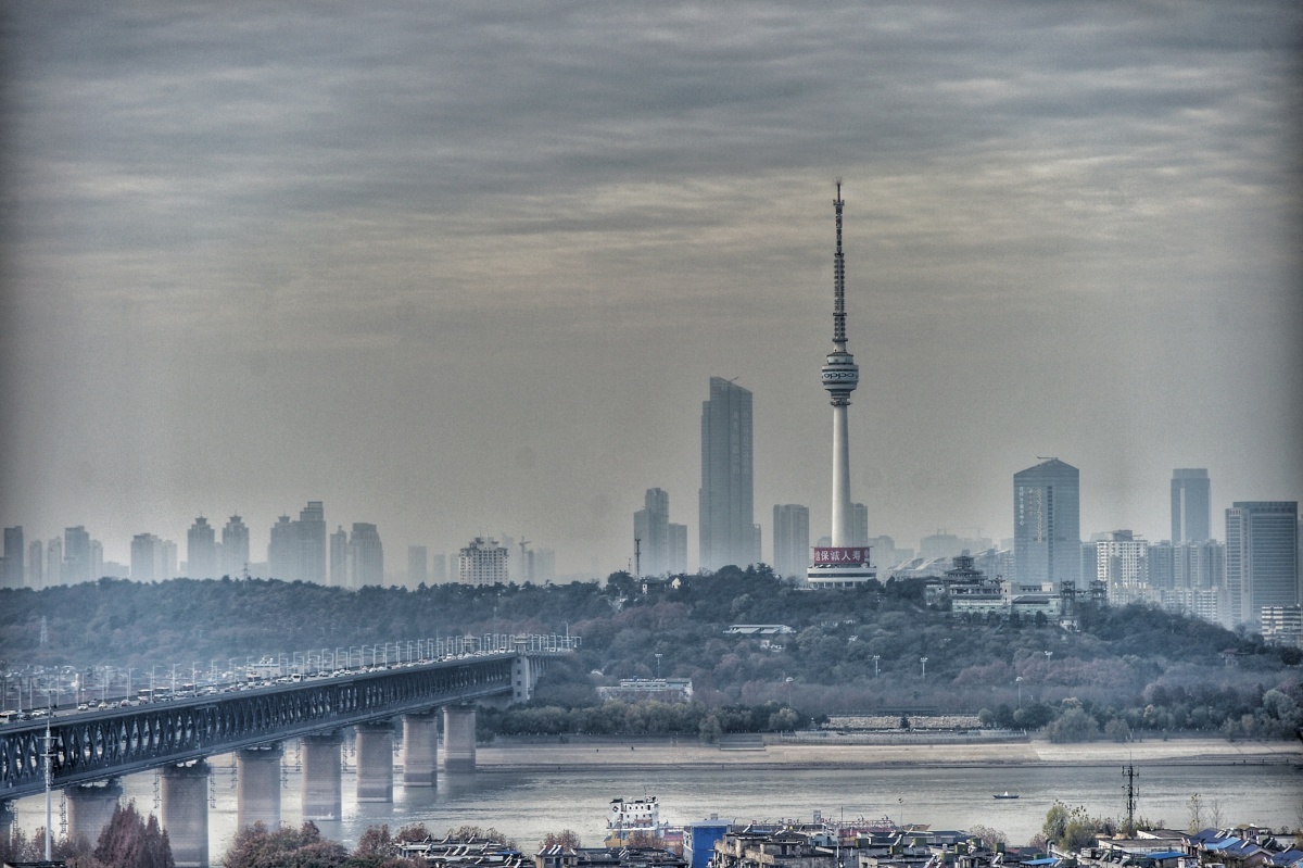 黄鹤楼上鸟瞰武汉摄于2017年