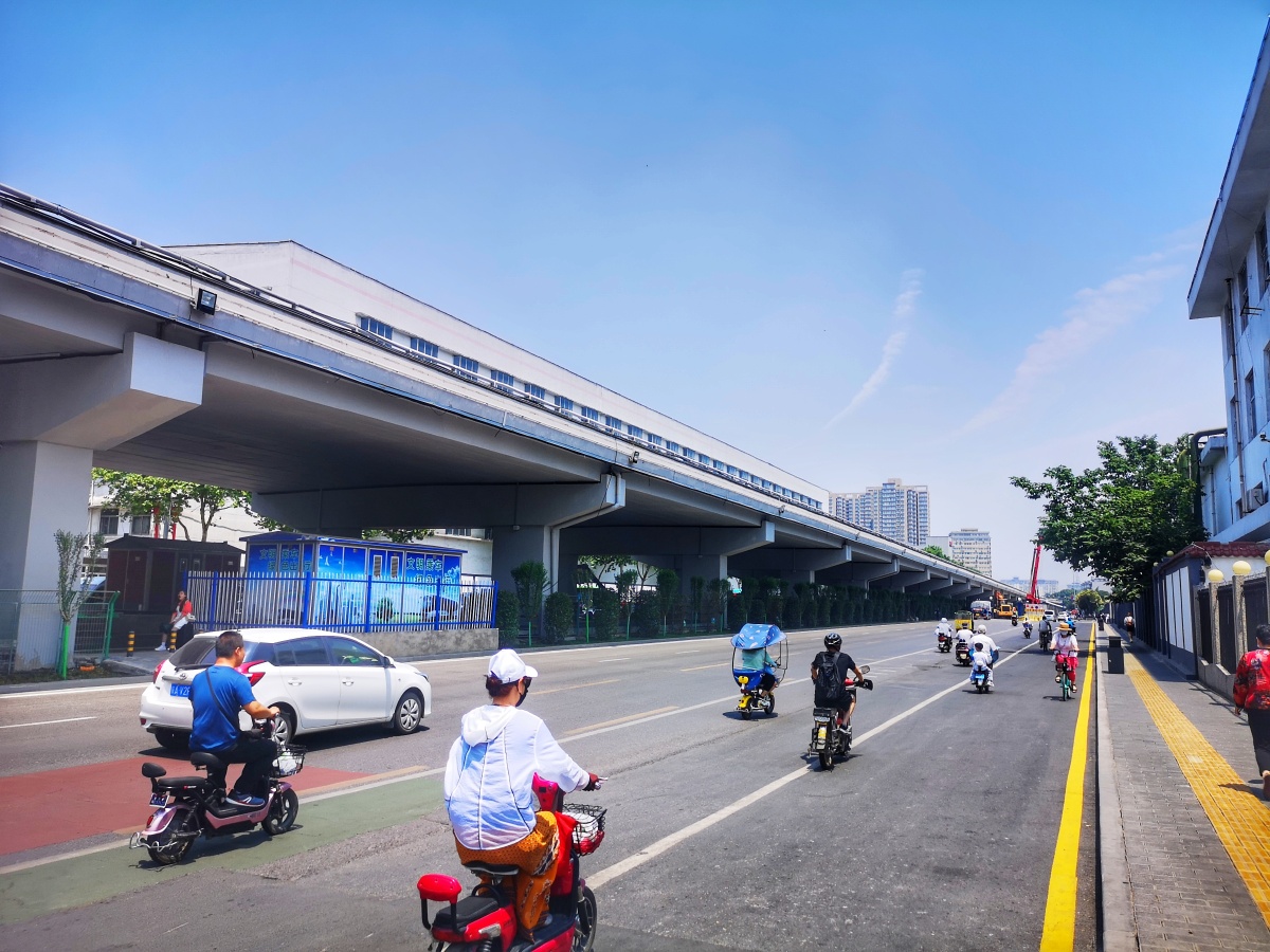 城市即景西安西二环