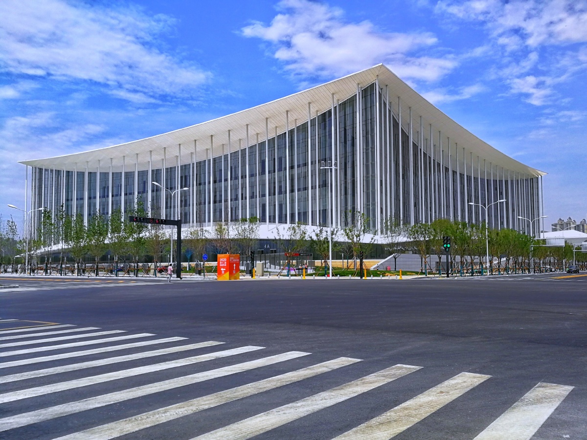 浐灞新貌,浐灞生态区西安丝路国展中心