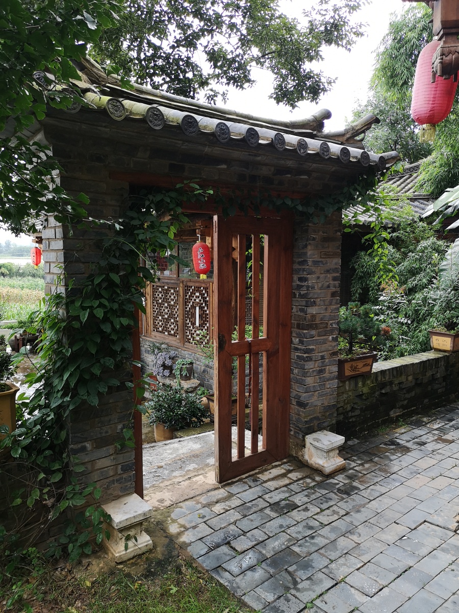 昆明安宁石江小院