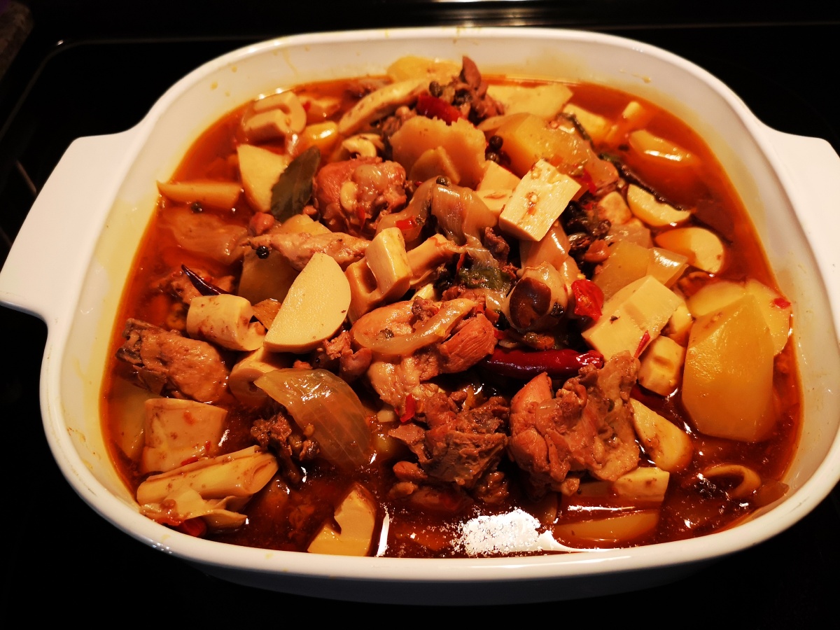 土豆笋子黄焖鸡