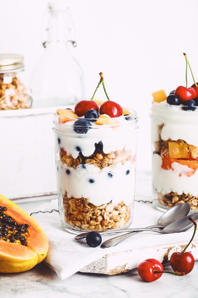 酸奶水果谷物杯