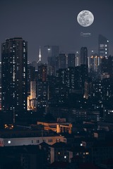350228