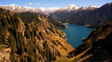天山天池