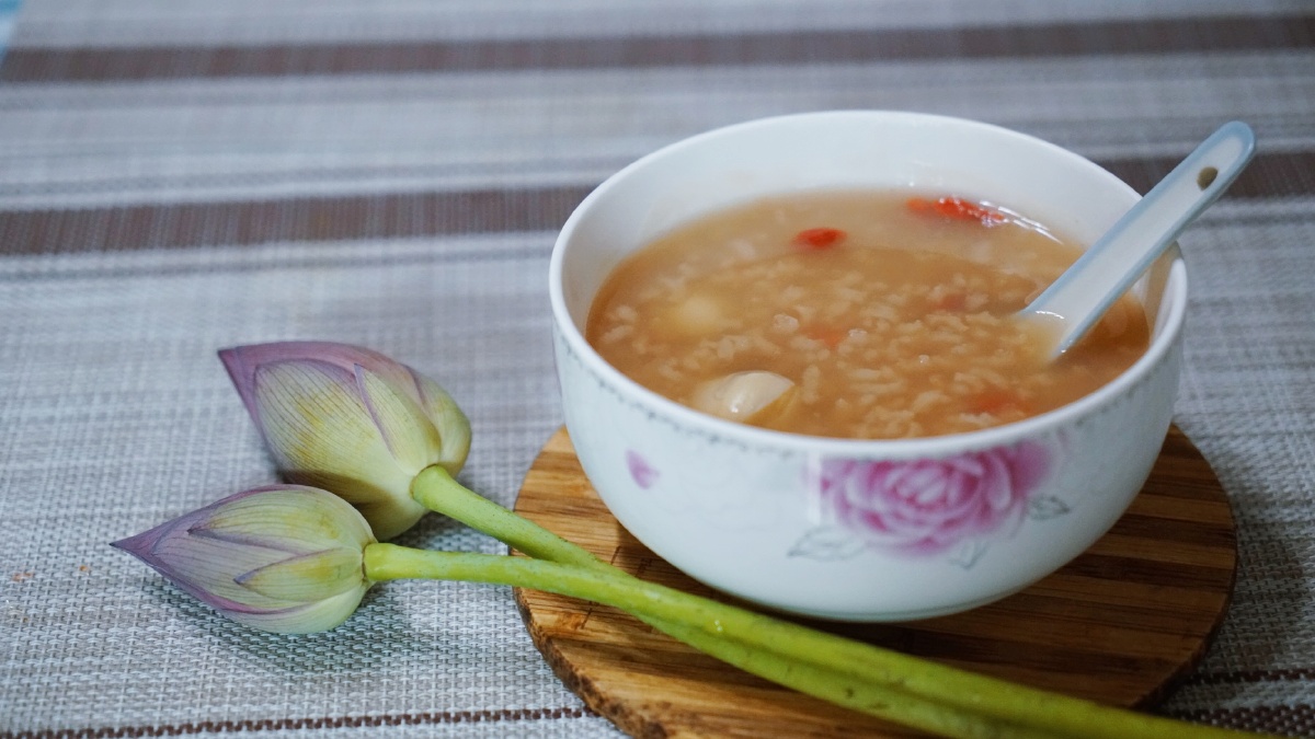 冰清玉洁荷叶粥