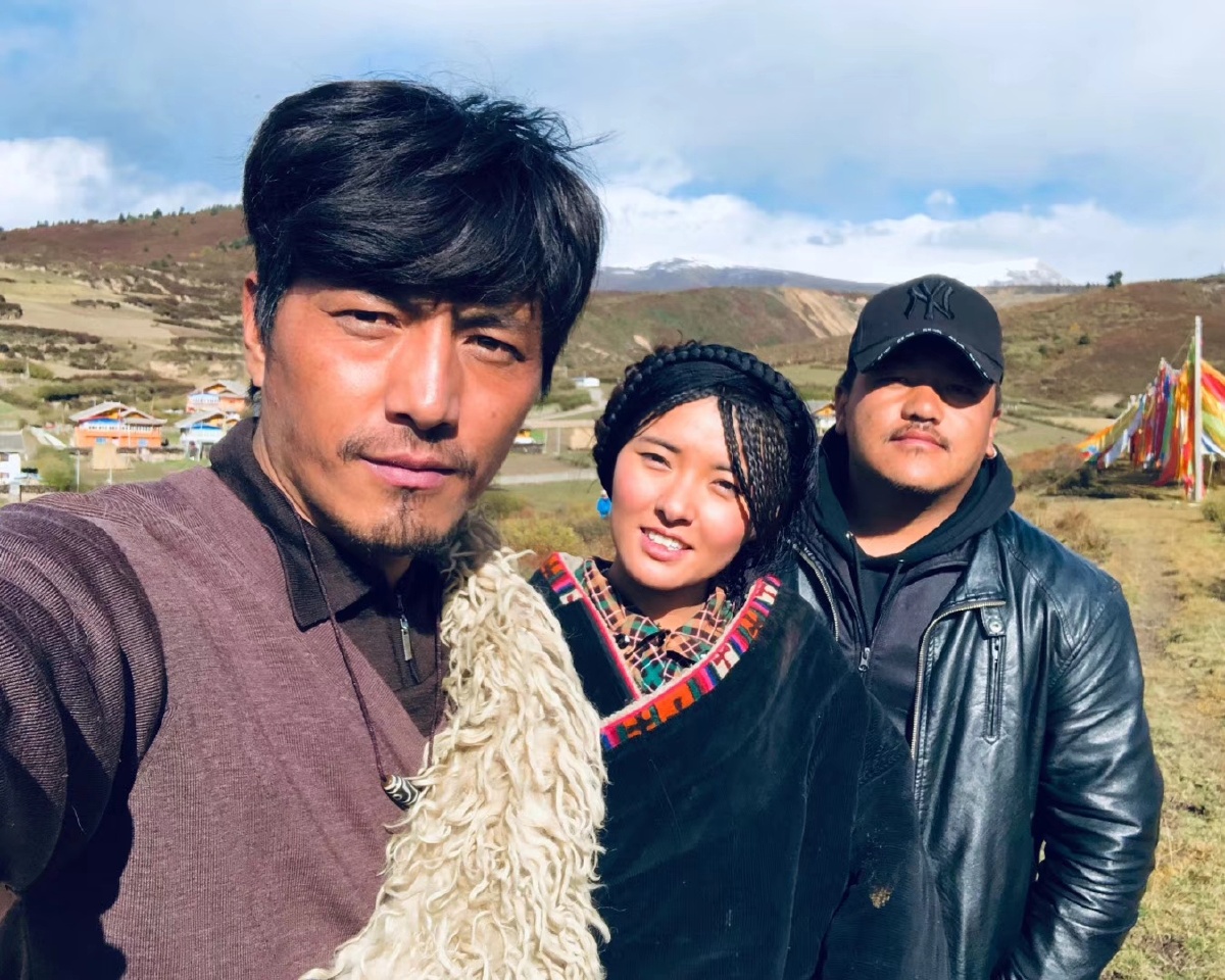 电影随风飘散剧照