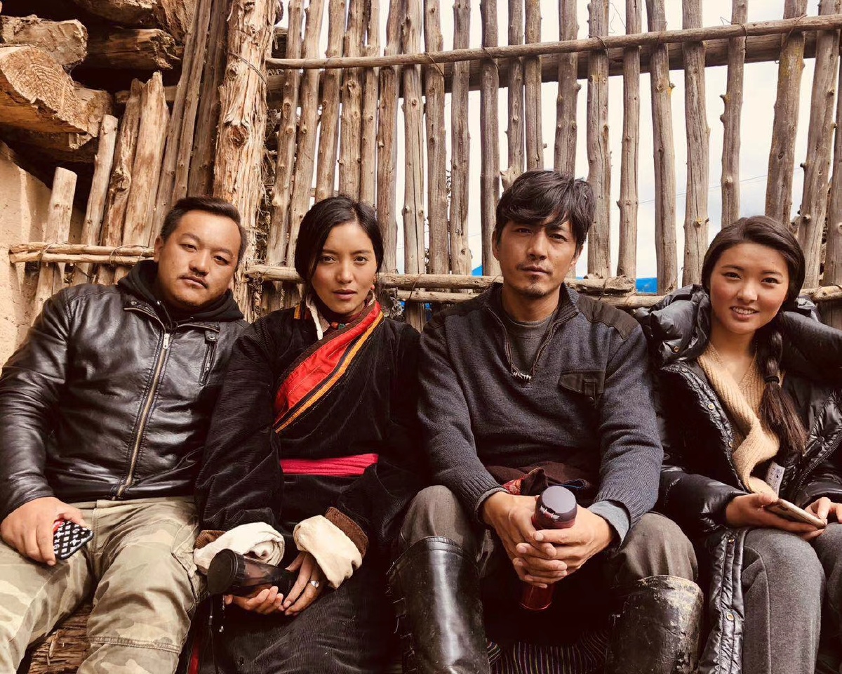 电影随风飘散剧照