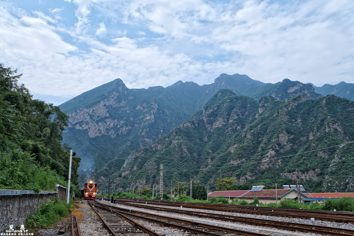 1/134索尼铁路火车你镜头下的北京#门头沟京门铁路#内燃机车火车迷还