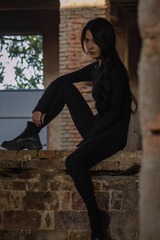 001