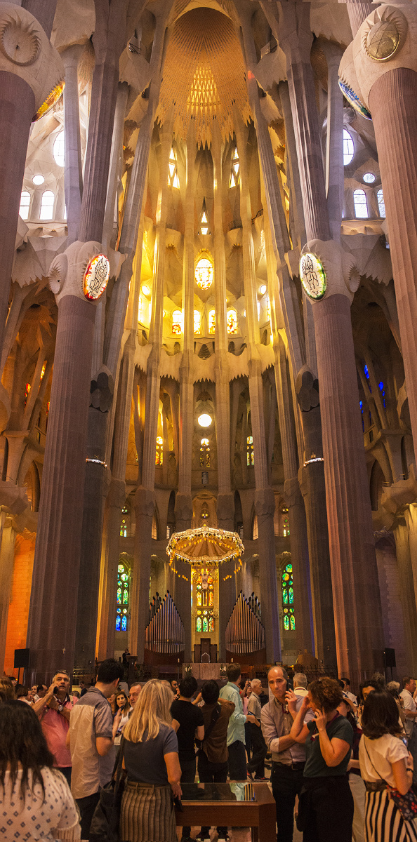 西班牙巴塞罗那圣家堂