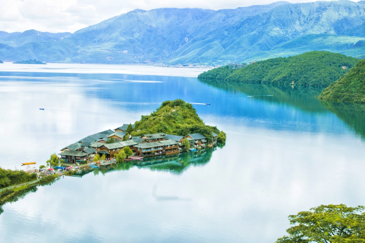 泸沽湖里格半岛经典景点