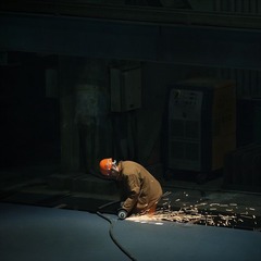 劳动者之歌---电焊工人