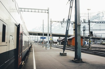 22979