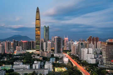 傍晚罗湖